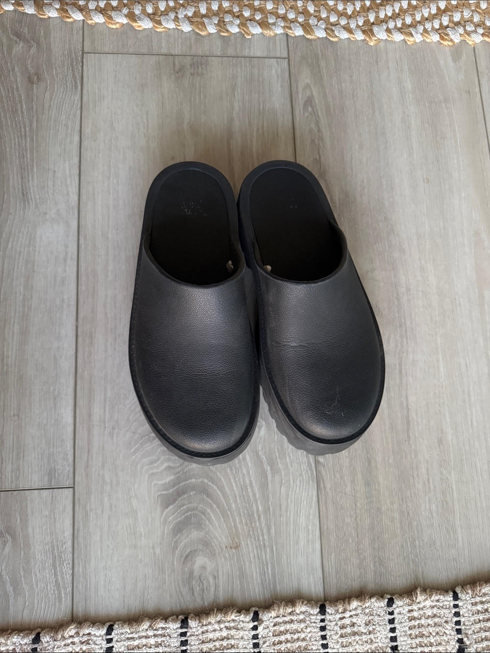 Classic Black Slip-On Clogs
